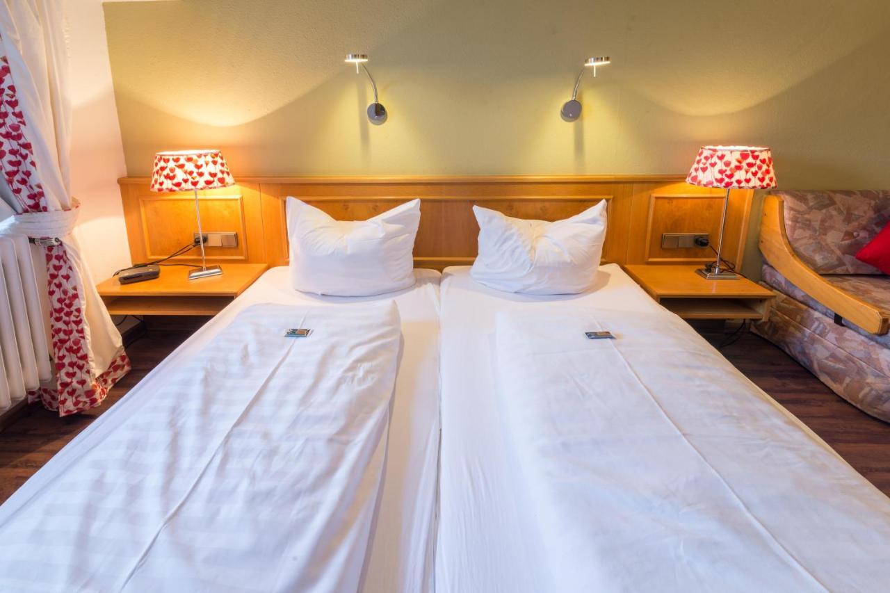 Goldener Adler Oberried - Hotel & Appartements Luaran gambar