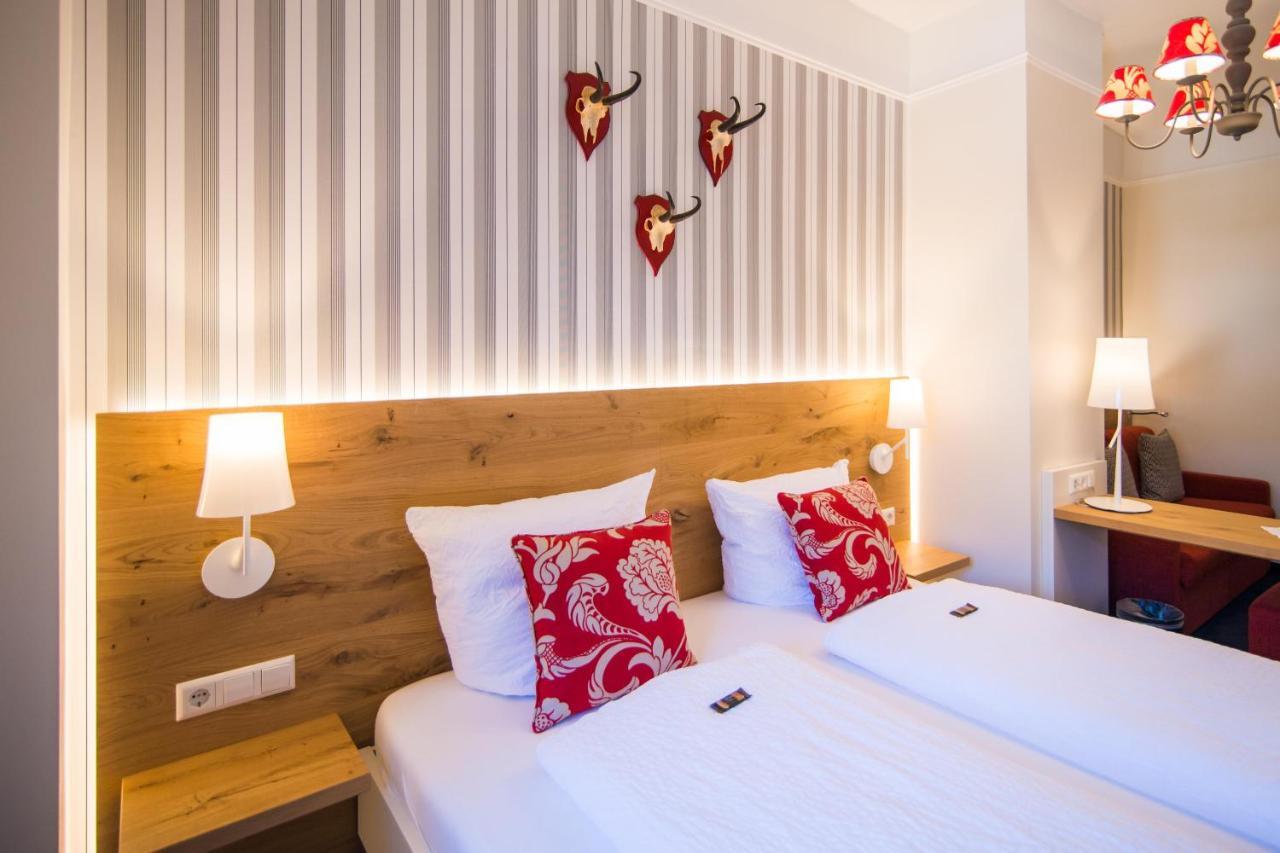 Goldener Adler Oberried - Hotel & Appartements Luaran gambar