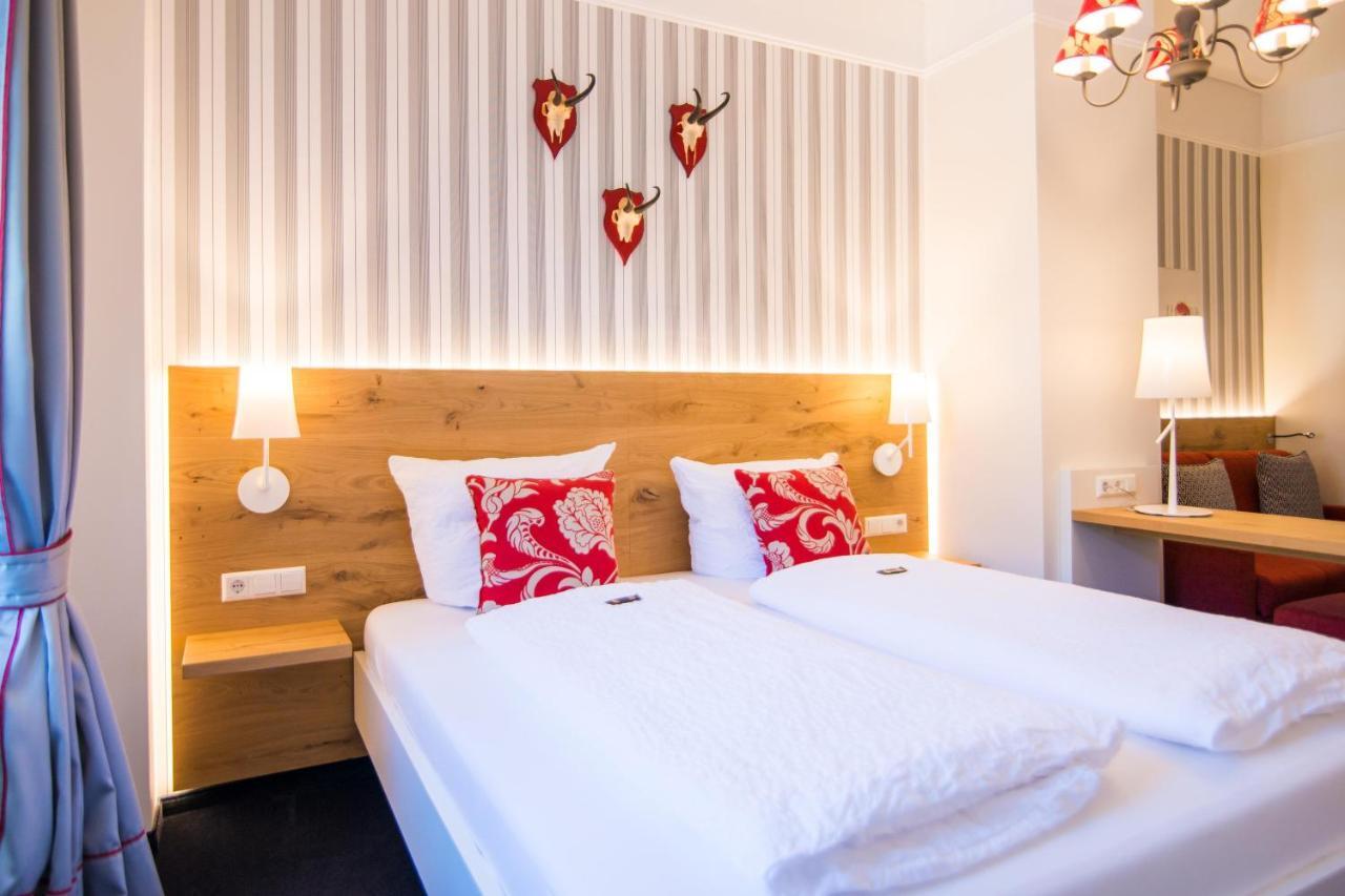 Goldener Adler Oberried - Hotel & Appartements Luaran gambar
