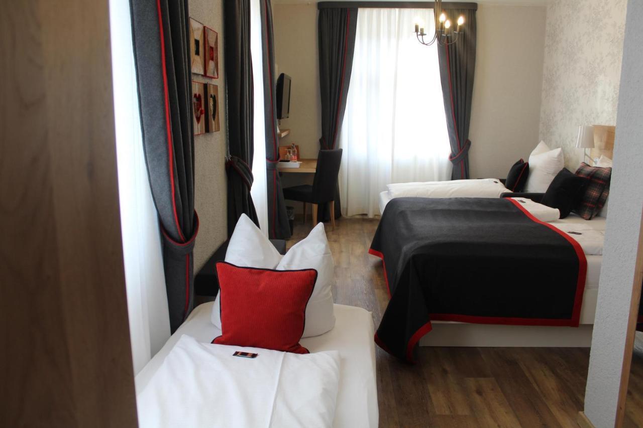 Goldener Adler Oberried - Hotel & Appartements Luaran gambar